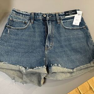 Never worn brand new Abercrombie mom shorts. Size 10 with tags